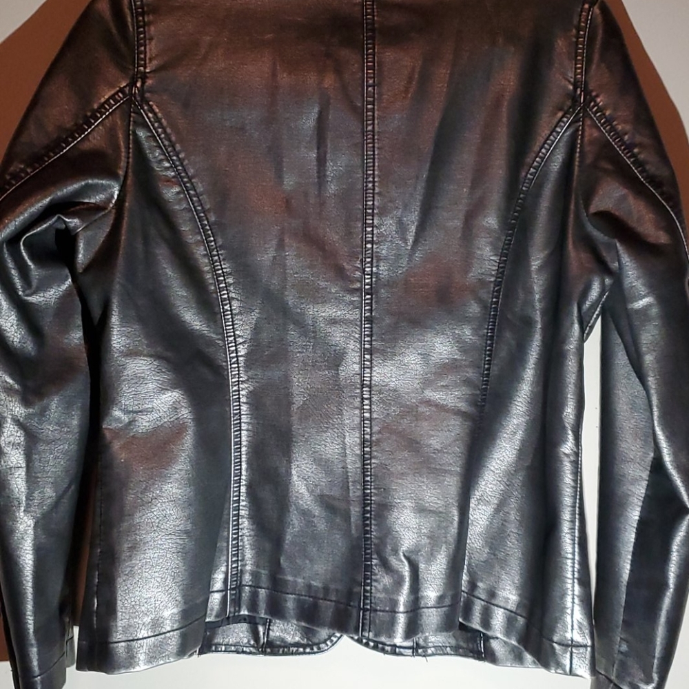 Jacket - Picture 4 of 4